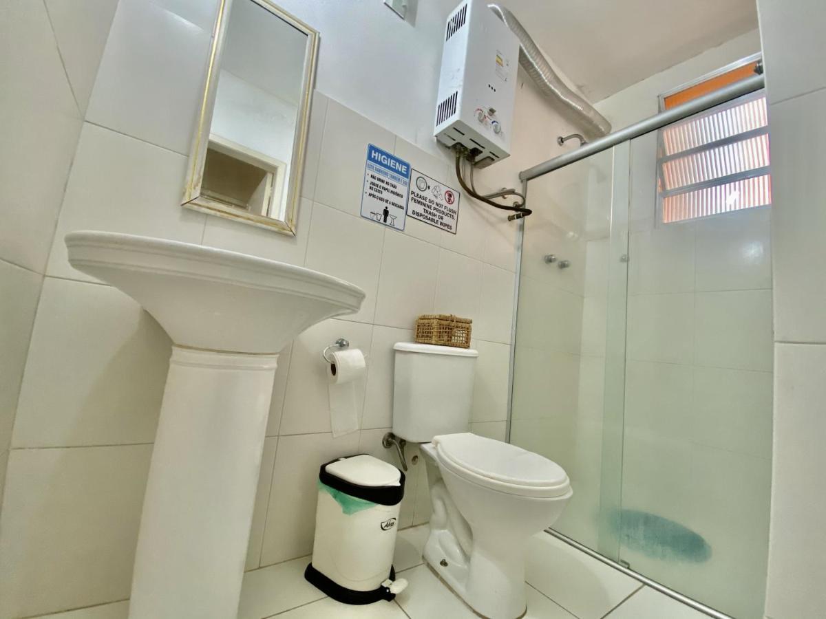 Rio Guesthouse - Um Quarteirao Da Praia De Copacabana Ріо-де-Жанейро Екстер'єр фото