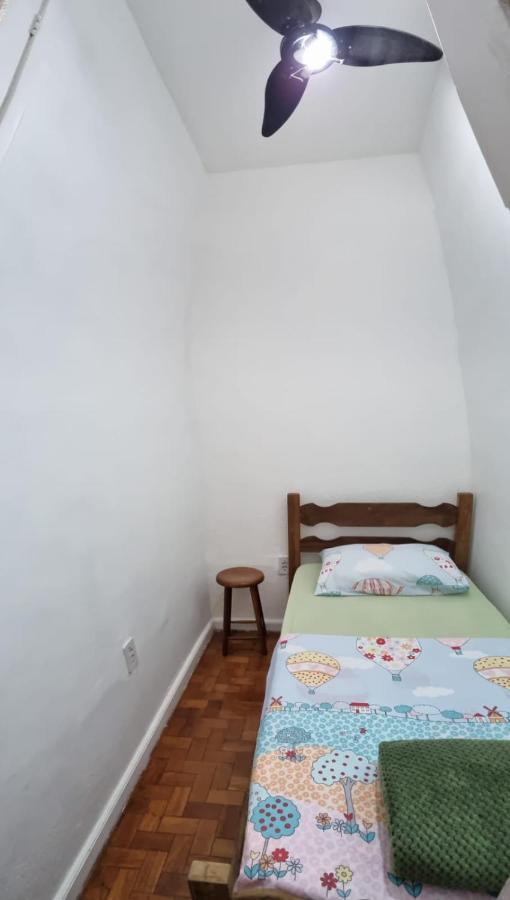 Rio Guesthouse - Um Quarteirao Da Praia De Copacabana Ріо-де-Жанейро Екстер'єр фото